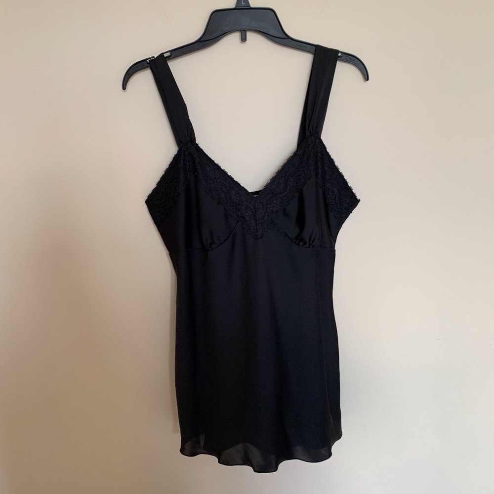 NWOT Nine & CO black tank top with lace trim.